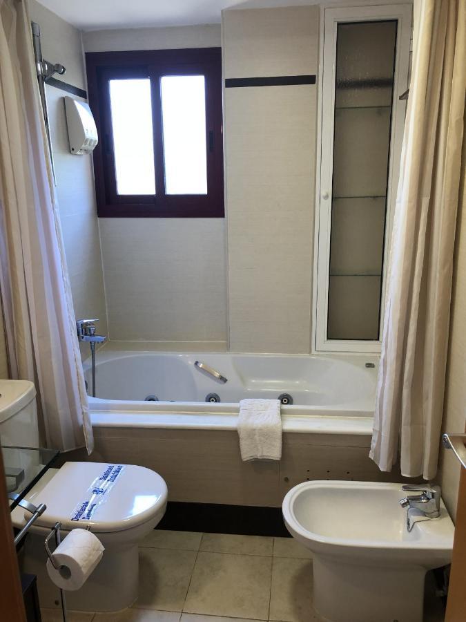 לה קאלה דה מיחאס La Cala Azul 2 Bedroom Apartment With Big Sunny Terrace & Walking Distance To All The Amenities - Costa Del Sol מראה חיצוני תמונה